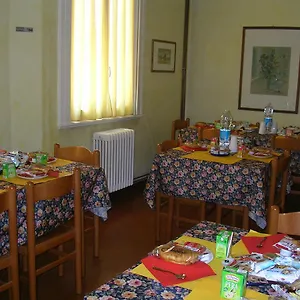 ** Hotel Cristallo Italia