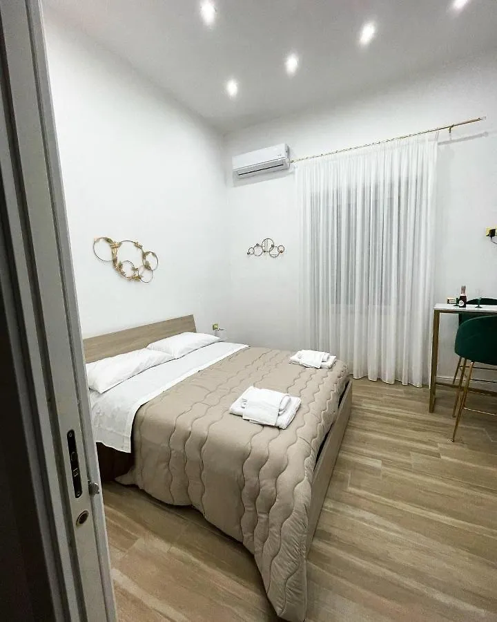Berenice Suites Napoli Bed & Breakfast