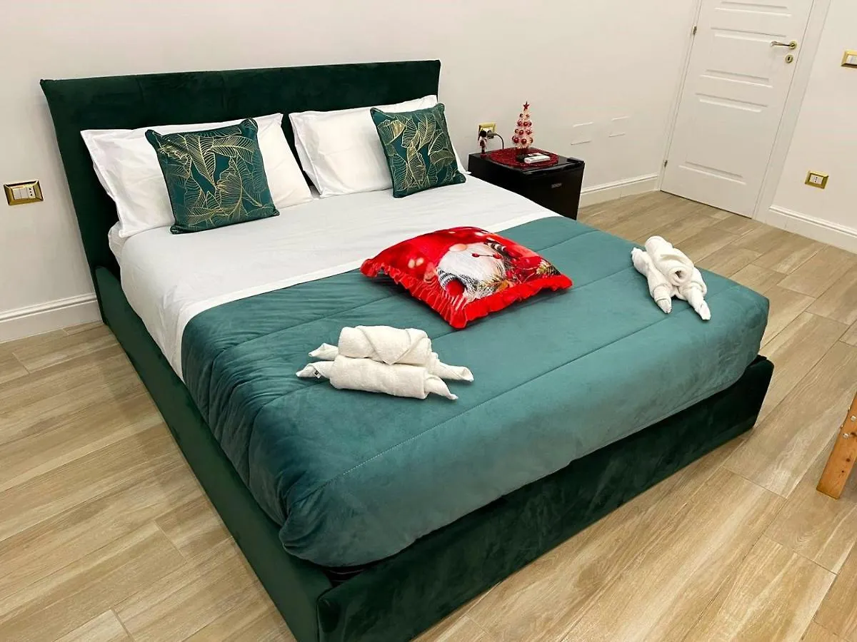 Berenice Suites Naples Bed & Breakfast