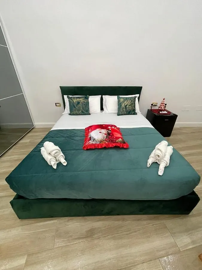 Berenice Suites Naples Bed & Breakfast